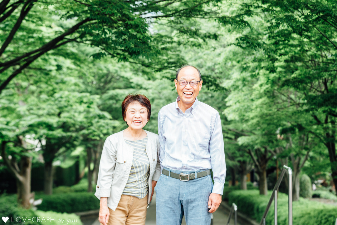 50年目のときめきを贈ろう 両親の金婚式を一緒にお祝い 50年目のときめきを贈ろう 両親の金婚式を一緒にお祝い