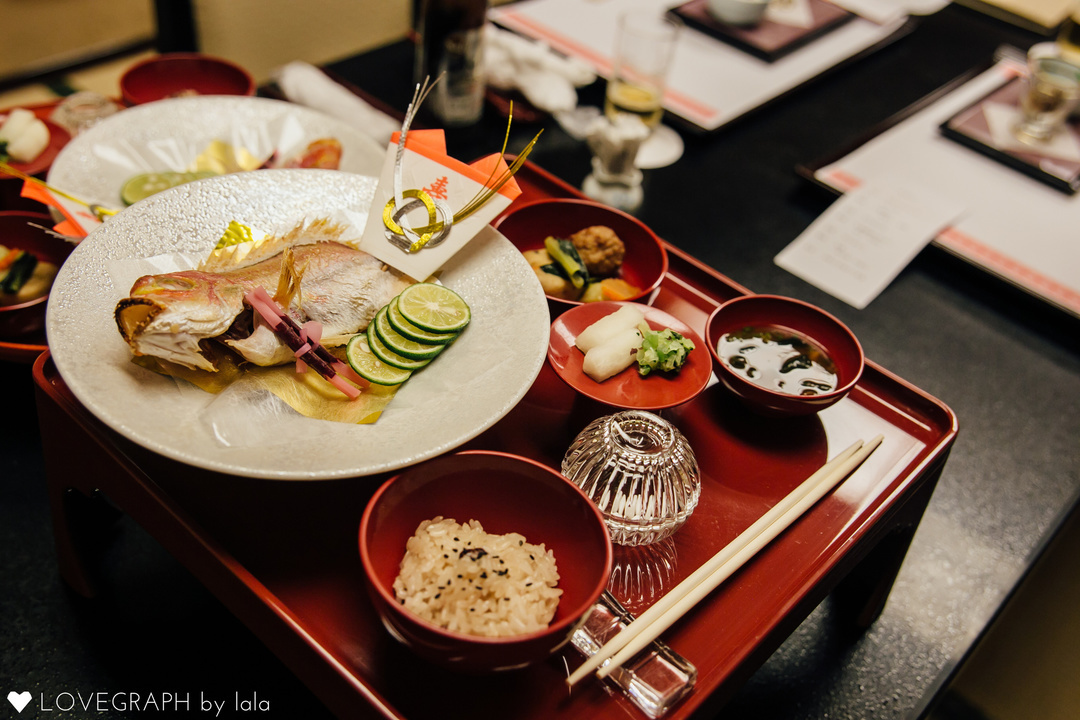 初めてのお食い初めで飾りは何がいいの なぜ鯛が使われる 初めてのお食い初めで飾りは何がいいの なぜ鯛が使われる
