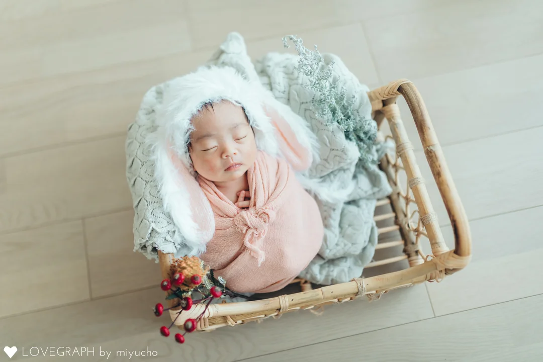 ニューボーンフォトとは? いつ撮る?どんな写真?初めてでも分かる基礎ガイド