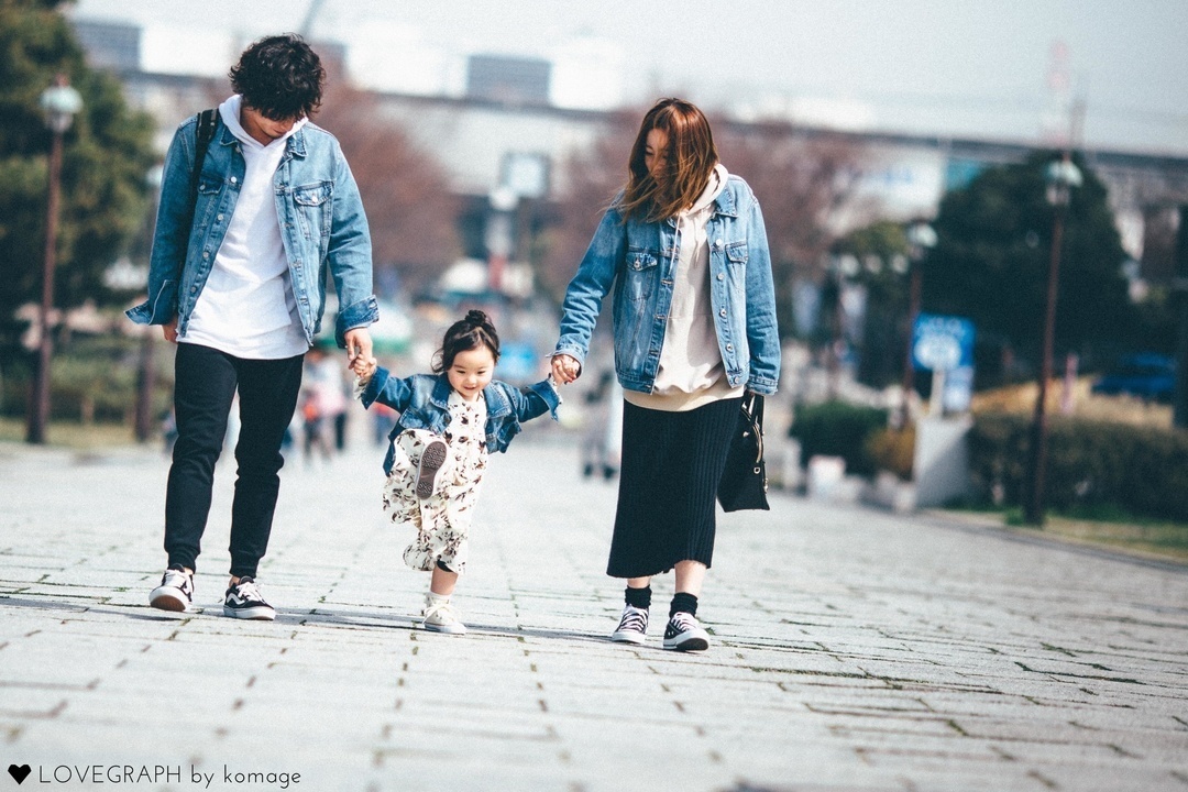 親子で“一味違う”おしゃれを楽しみたい！おでかけがもっと楽しくなるリンクコーデ特集   1番目の写真