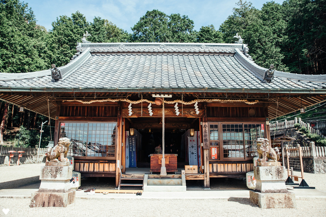 神社でお宮参り。時期はいつ？赤ちゃんパパママの服装は？  3番目の写真