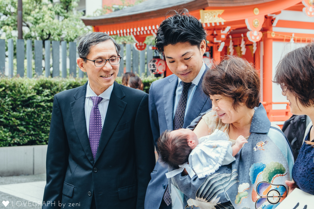 神社でお宮参り。時期はいつ？赤ちゃんパパママの服装は？  5番目の写真