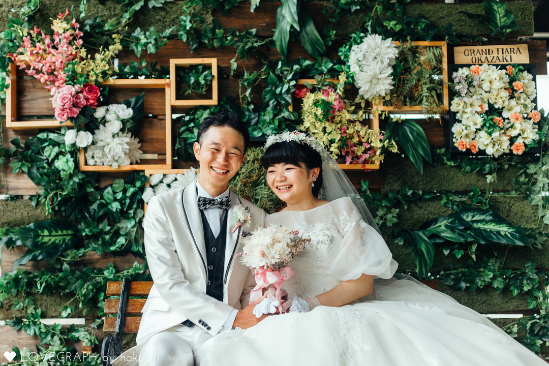 ブライダルフォトとは その種類やメリット 費用を徹底解説 Lovegraph Journal ブライダルフォトとは その種類やメリット 費用を徹底解説 Lovegraph Journal