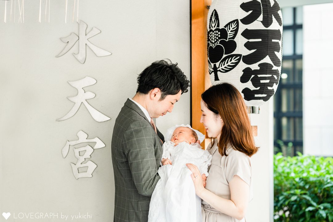 東京水天宮での お宮参り 人気の理由 写真撮影について Lovegraph Journal 東京水天宮での お宮参り 人気の理由 写真撮影について Lovegraph Journal