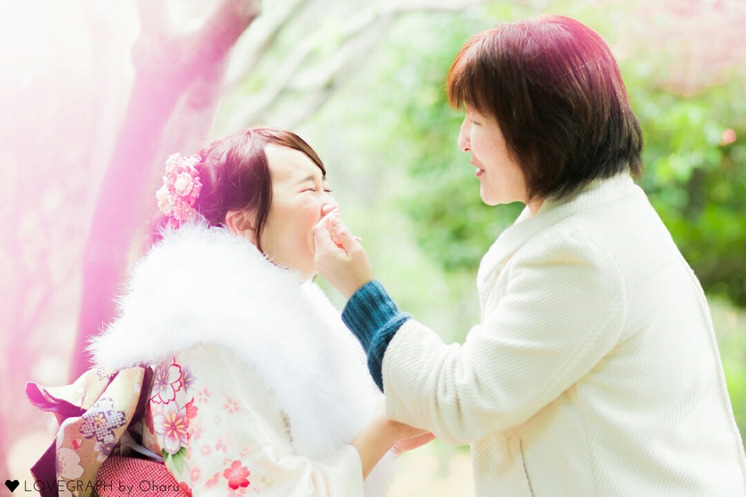 成人式の前撮りって誰の為に撮るの?ありがとうの気持ちを込めた家族写真。 1番目の写真