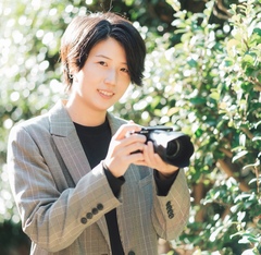 カメラマン マコトアラキ