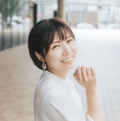 カメラマン あかね