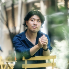 カメラマン ジョージアオイー