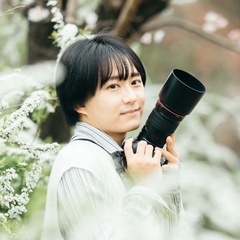 カメラマン ほうき