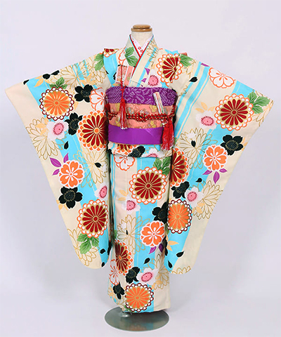 七五三(七歳) |クリームに水色のストライプ菊と桜