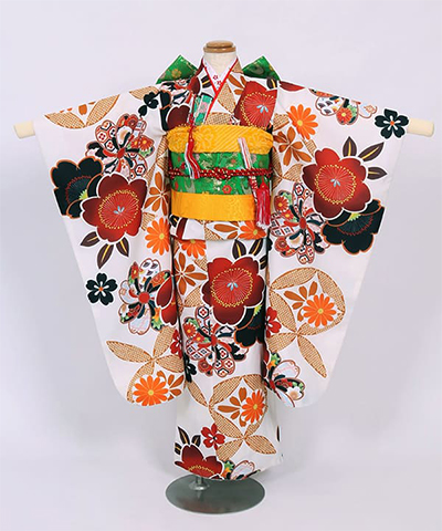 七五三(七歳) |白地に梅と花風車