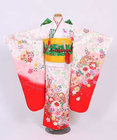 七五三(七歳) |白地に桜紋様