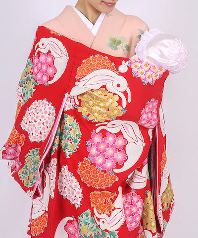 産着(お宮参り) | 赤地にうさぎと四季花