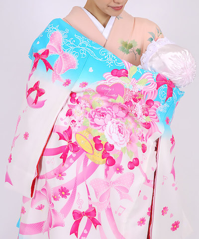 産着(お宮参り) | 白地にリボンと花束