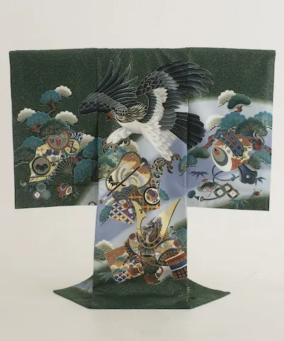 産着(お宮参り) | 深緑地に鷹と兜