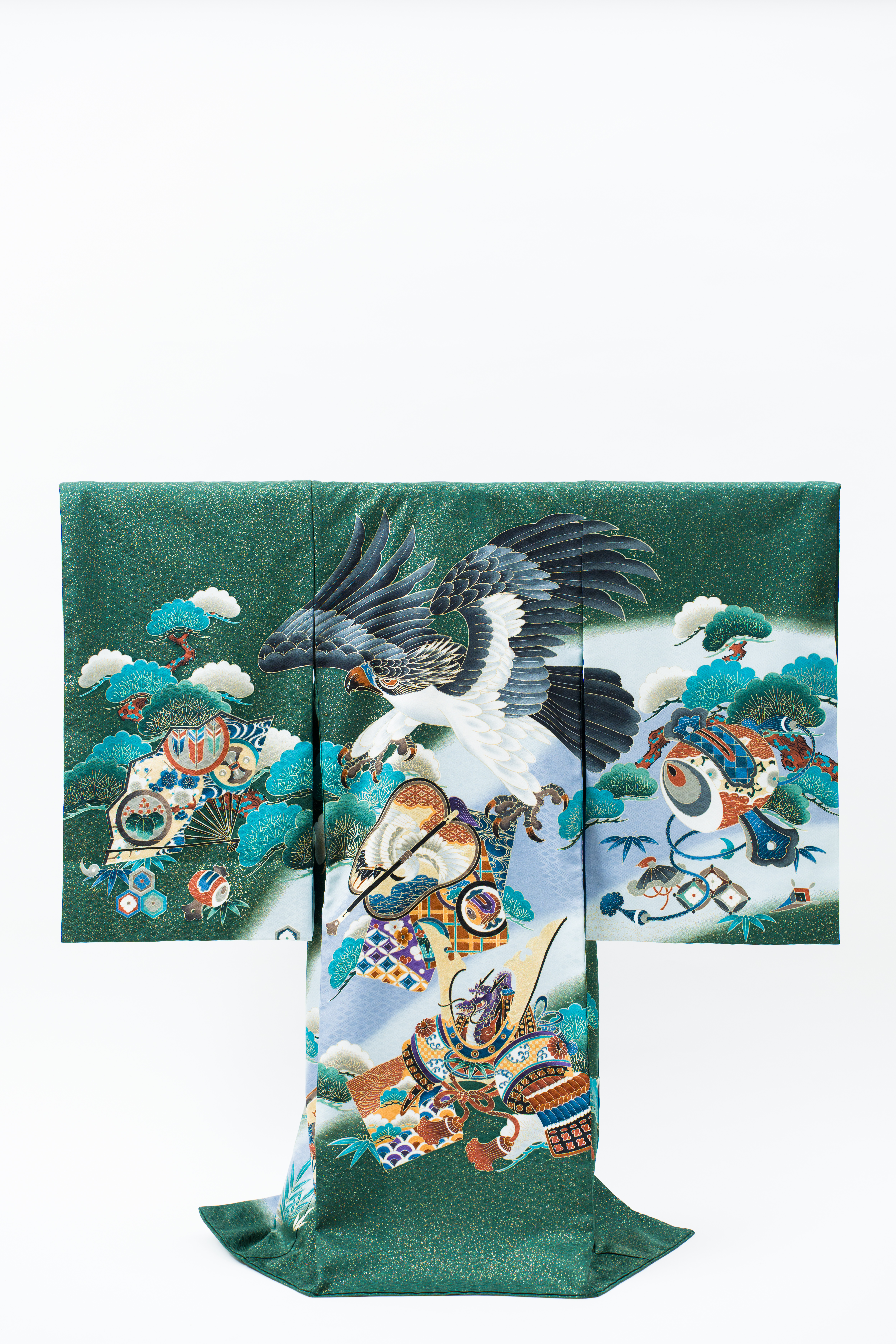 産着(お宮参り) | 深緑地に鷹と兜