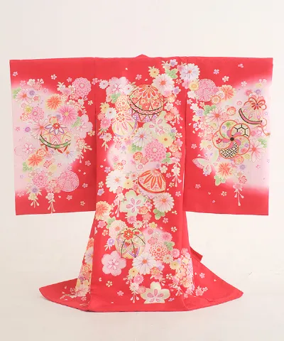 産着(お宮参り) | 赤地に手まりと花尽くし