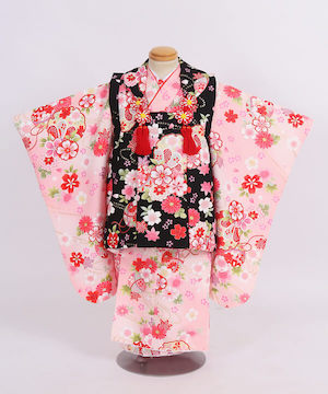 七五三(三歳)｜ピンク地に花柄
