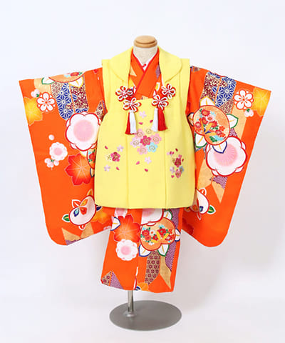 七五三(三歳) | 橙地に花文様