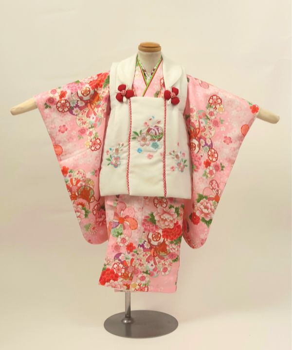 七五三(三歳) | ピンク地に牡丹と花車