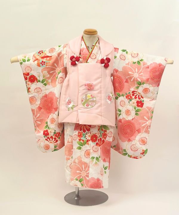 七五三(三歳) | 白地に梅と牡丹