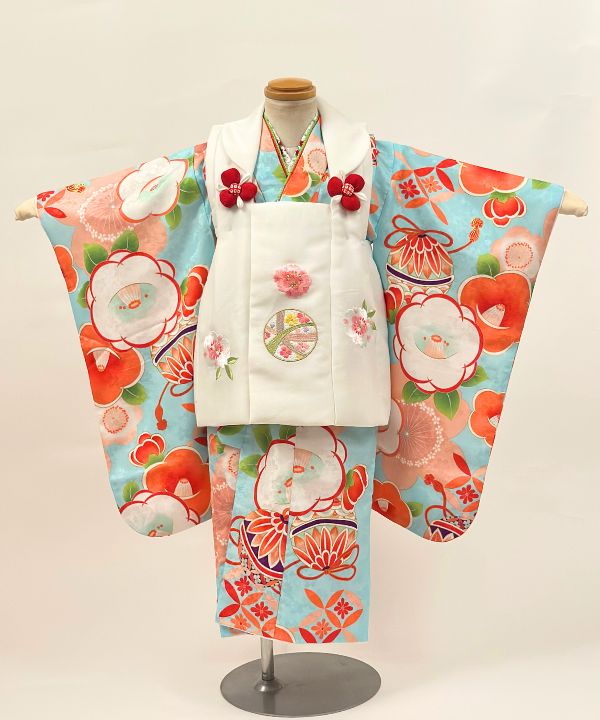 七五三(三歳) | 水色地に椿と花車