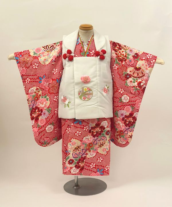 七五三(三歳) | 赤地に牡丹と桜