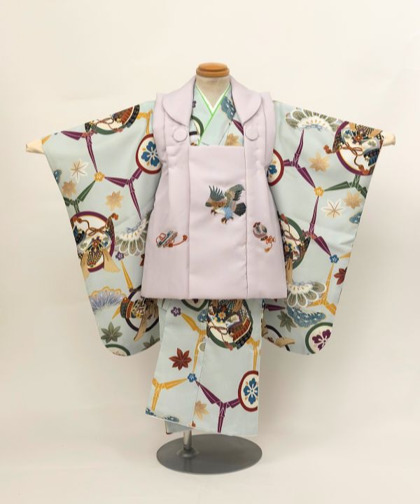 七五三(三歳男の子) | 淡水色地に鷹と兜文様