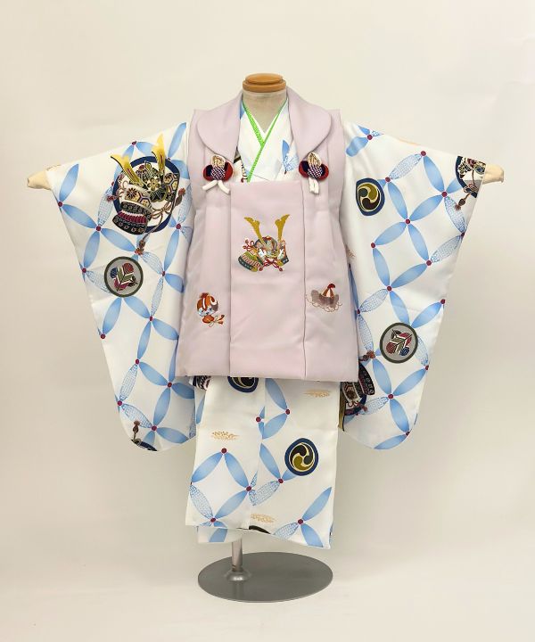 七五三(三歳男の子) | 白地に兜と七宝文様