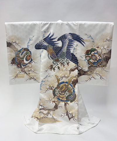 産着(お宮参り) | 白地に鷹と兜