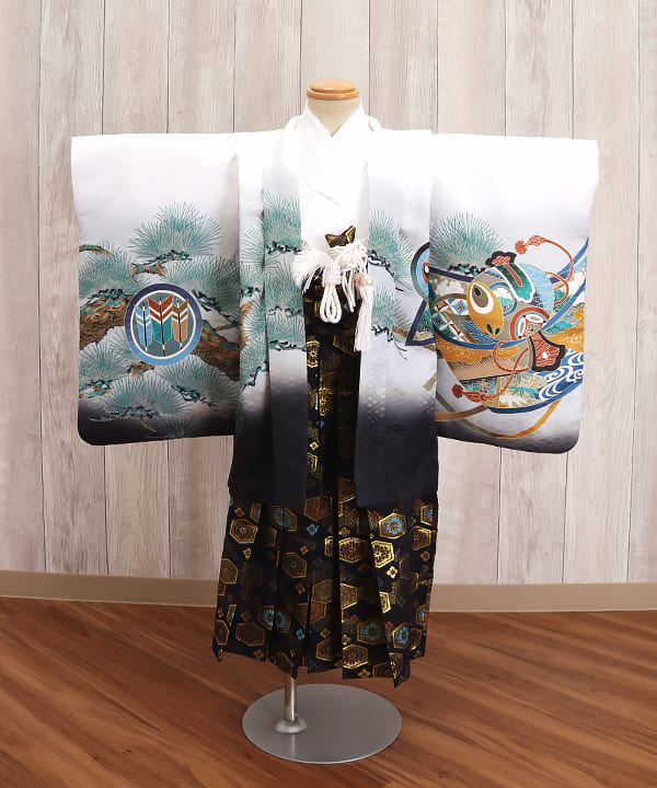 七五三(五歳) | 白地に松と小槌