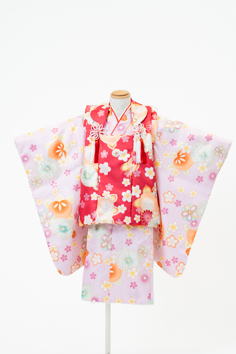 七五三(三歳) | 薄紫地にダリアと橘×赤(柄)の被布
