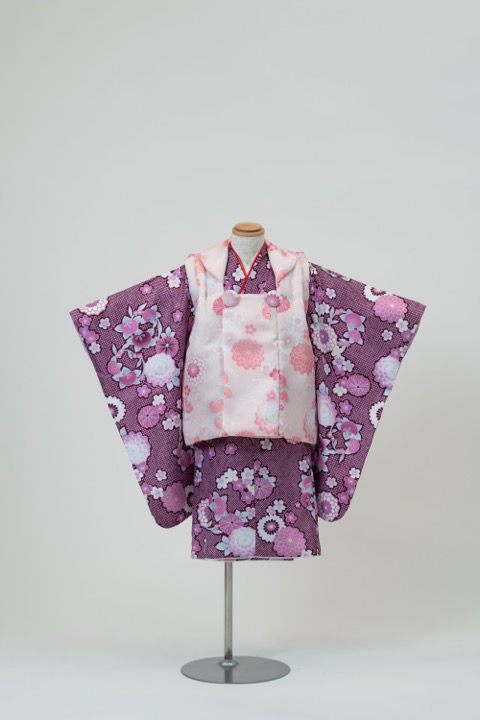 七五三(三歳) | 紫地に花尽くし×薄ピンク(柄)の被布