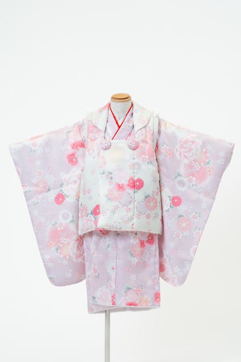 七五三(三歳) | 淡い紫とピンク、華やかな花々のグラデーション×総柄の被布