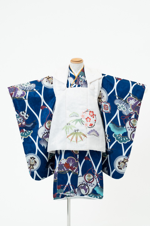 七五三（三歳男の子）| 青地の立涌に松と軍配、白地に松竹梅