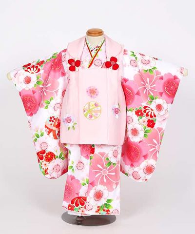 七五三(三歳) | 白地に満開の桜 薄ピンクに鞠の被布