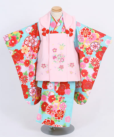 七五三(三歳)｜水色地に華やぐ桜と梅の花
