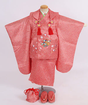 七五三(三歳)｜赤地に小紋風総柄と花刺繍