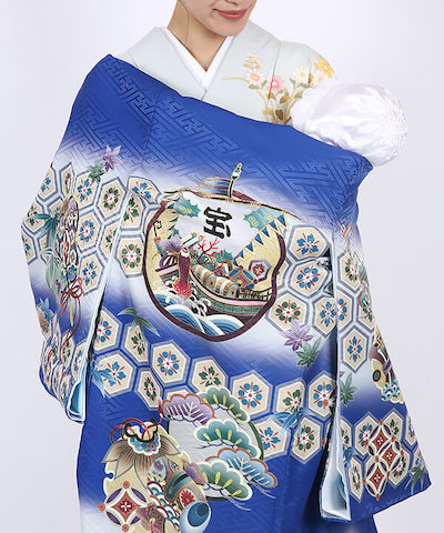 産着(お宮参り) | 青地に宝尽くしと吉祥文様