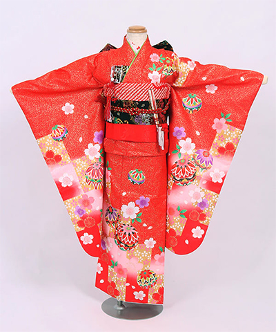 七五三(七歳) |赤地に金の霜降りと小鞠