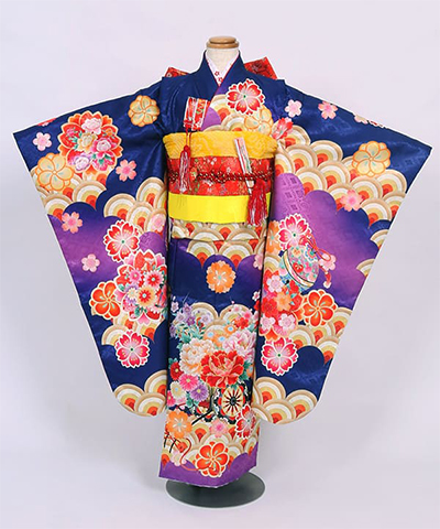 七五三(七歳) |青紫に菱地紋と波紋様