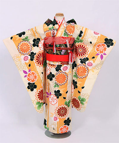 七五三(七歳) |クリームに橙色のストライプ菊と桜