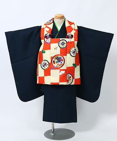 七五三（三歳男の子）| 紺地に市松模様の祝い文様