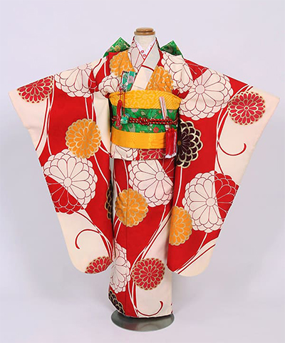 七五三(七歳) |レトロな紅白地に大輪の菊