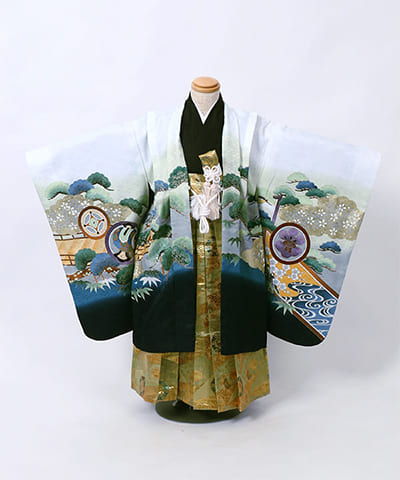 七五三(五歳) | 白地に松と御所車文様