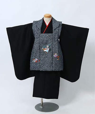 七五三(三歳男の子) | 黒無地 黒の絞り柄の被布