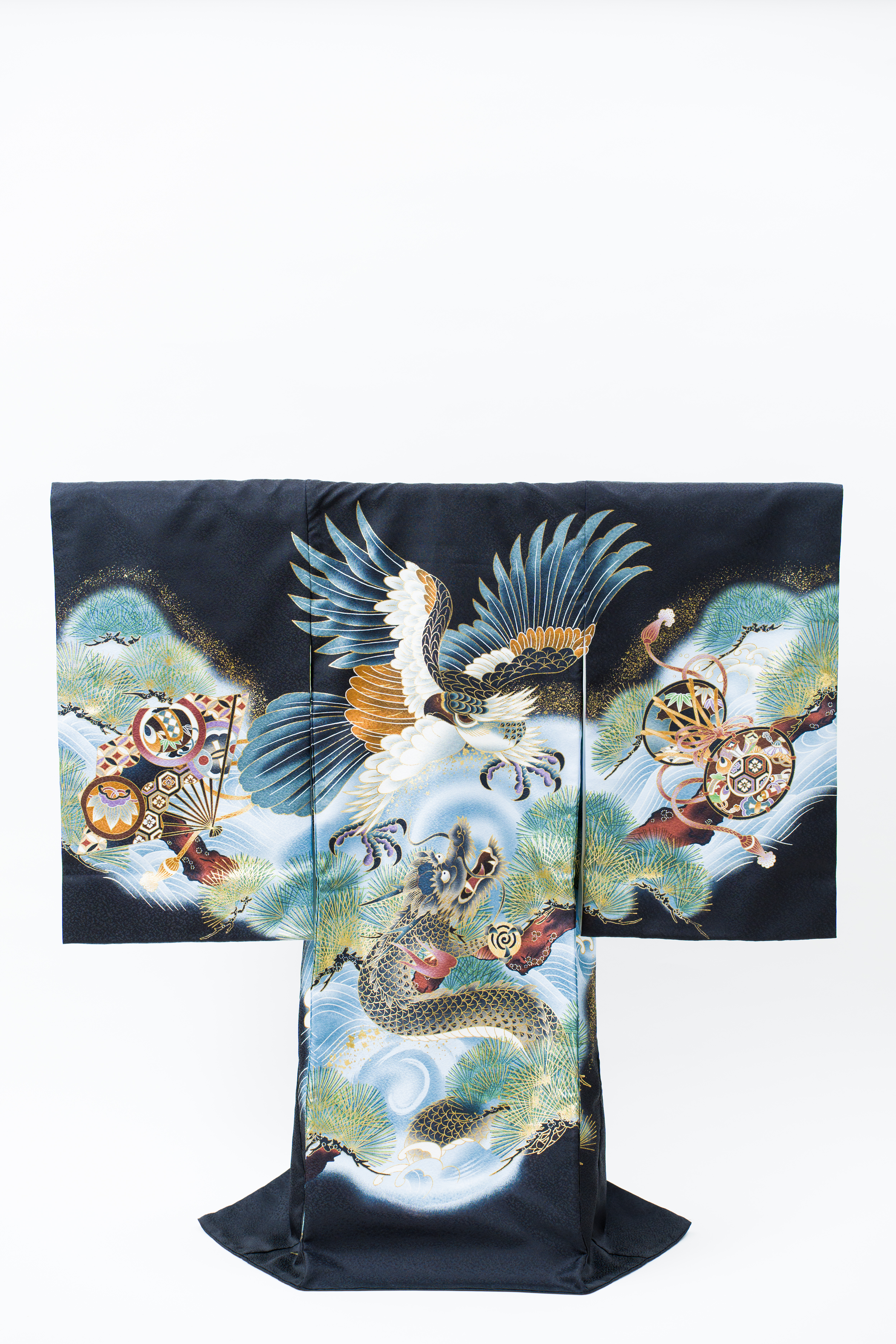 産着（お宮参り）| 黒地に鷹と龍