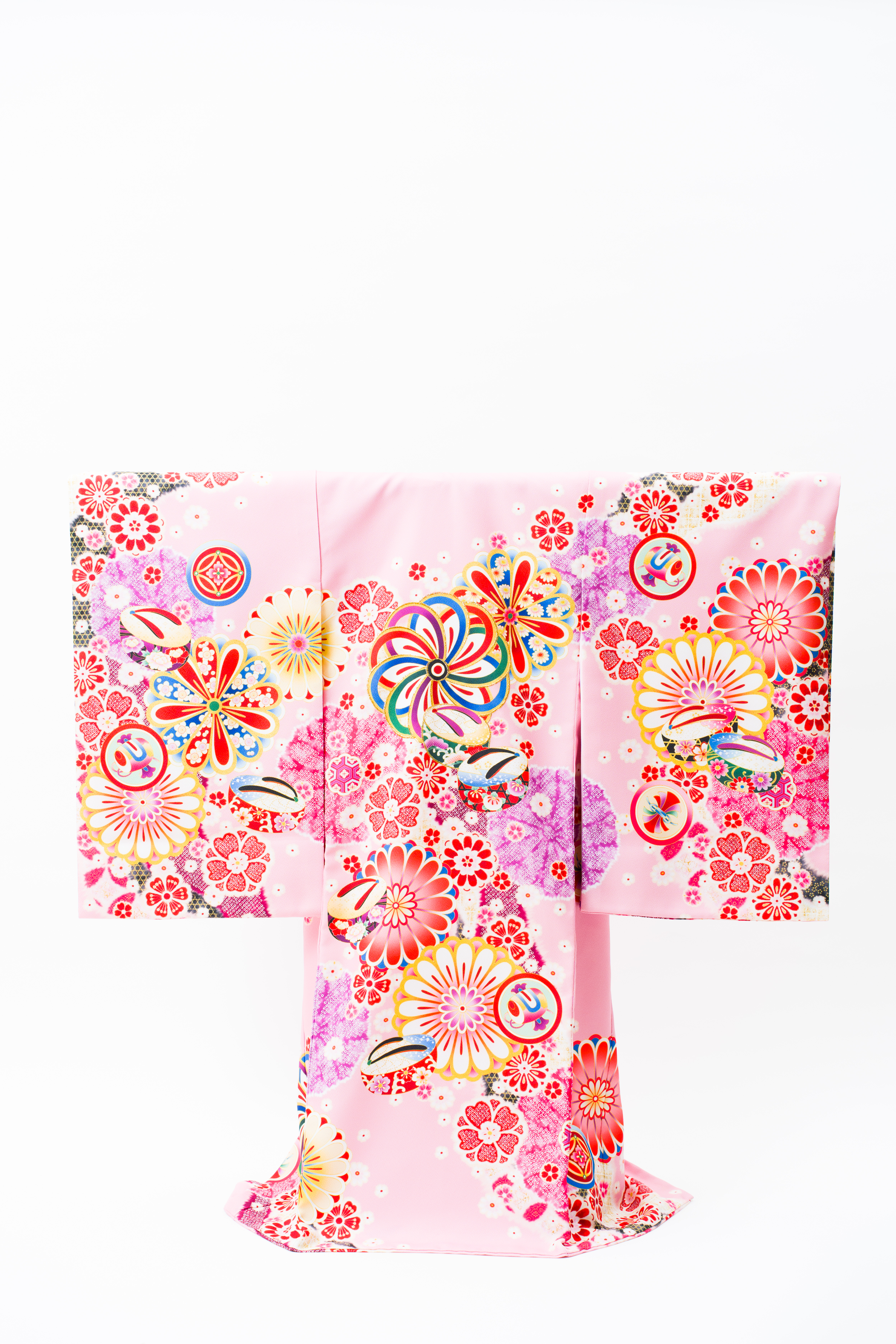 産着(お宮参り) | ピンク地に花車と貝合わせ