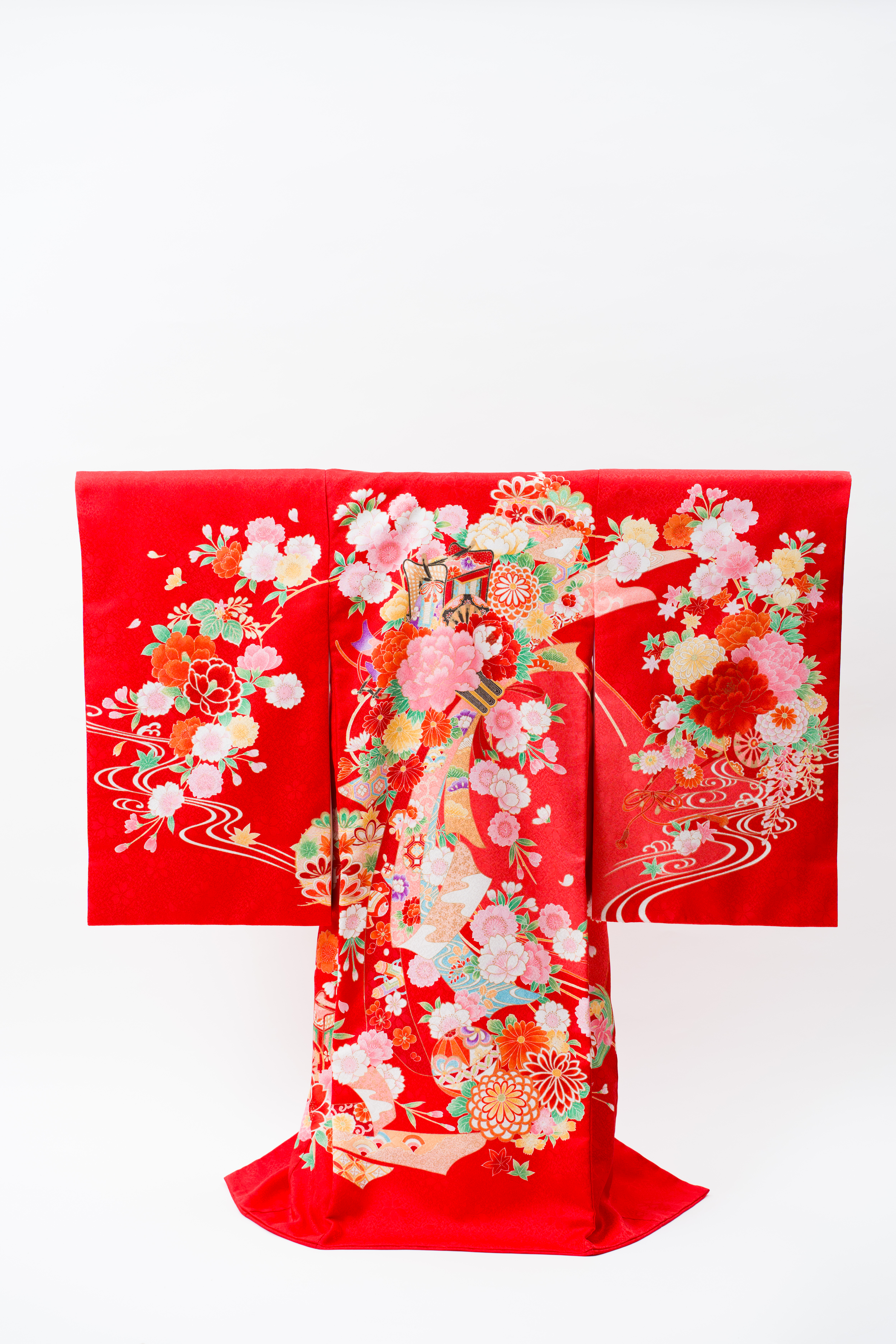 産着(お宮参り) | 赤地に御所車と四季花