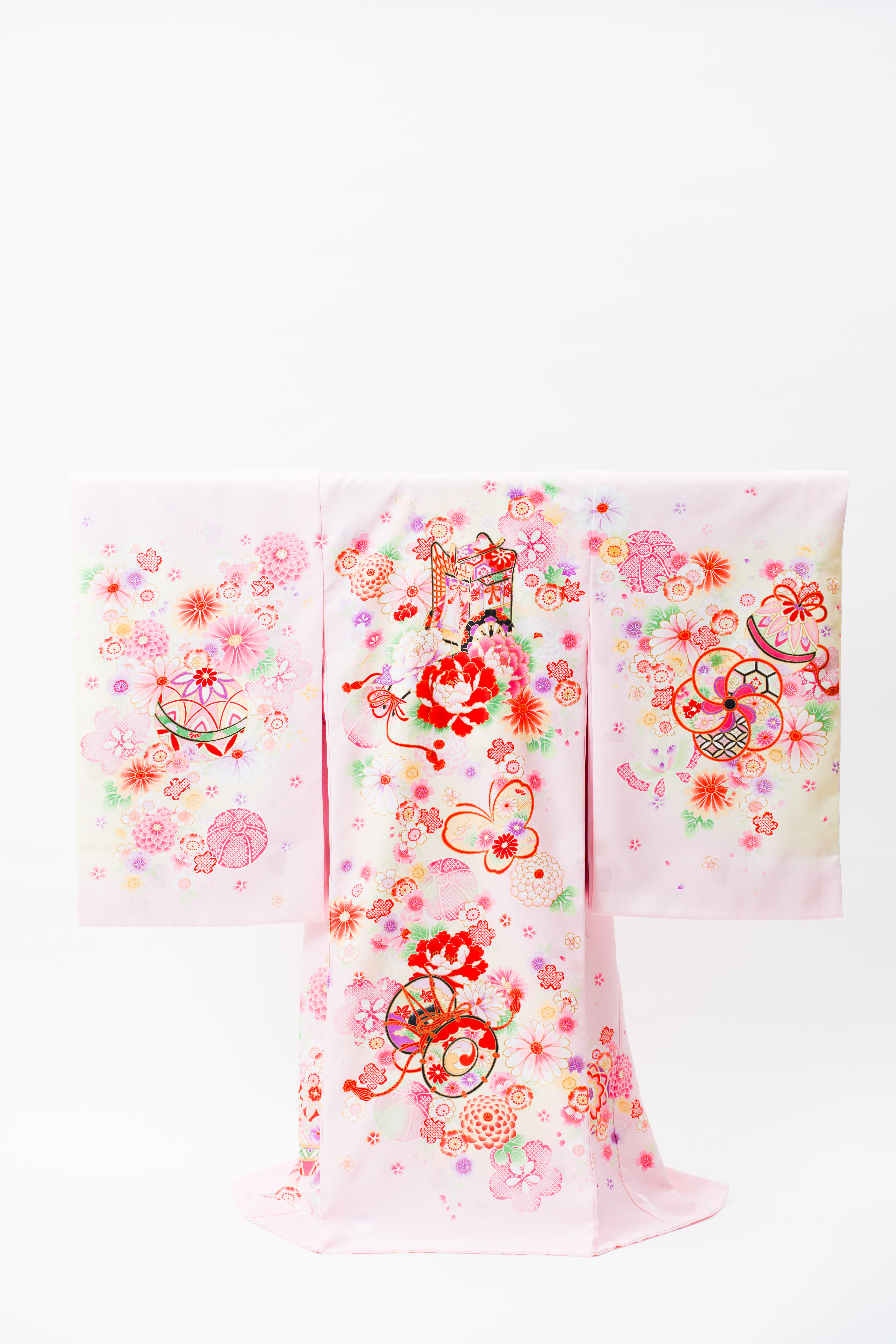 産着(お宮参り) | ピンク地に牡丹と御所車